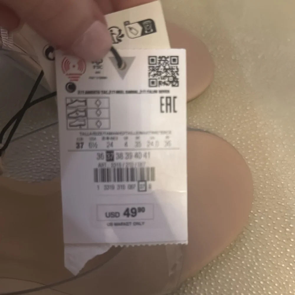 Zara Clear Shoe Heel - Picture 4 of 4